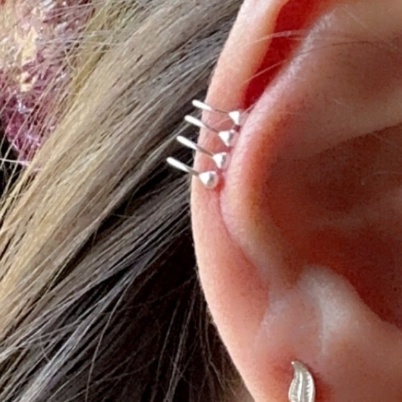 Stacked Sterling Silver Ear Cuff – Bold Four-Band Statement - Picture 4 of 9